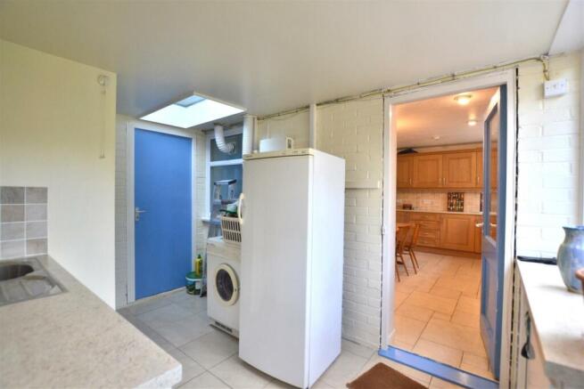 Utility Room.JPG