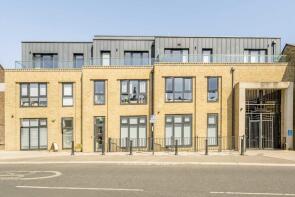 Flat 11, 133 Old Dairy House, Kilburn Lane, North Kensington, London W10 4BJ