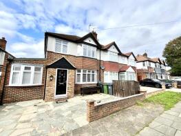 17, Gosbury Hill, Chessington KT9 1BT