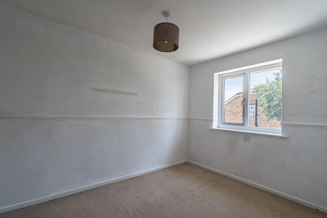 4 bed Semi-Detached for sale Image 7