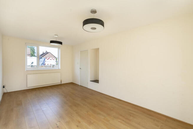 2 bed Semi-Detached for sale Image 4