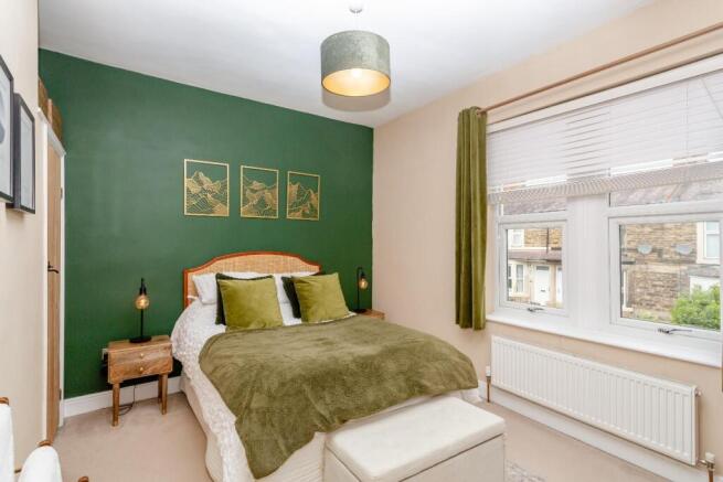 2 bed House for sale Image 6