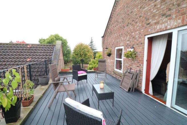 4 bed Detached for sale Image 6