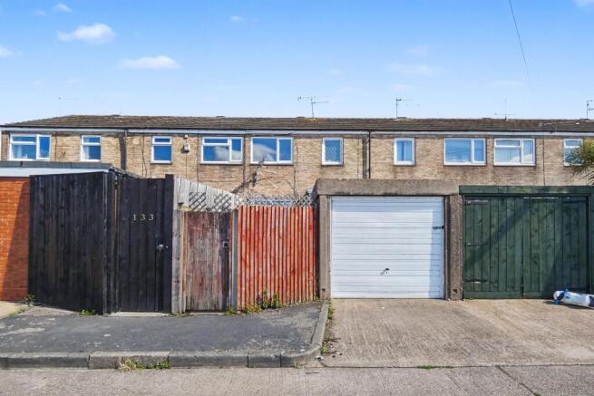 135 Axminster Close, Bransholme, Hull, East Yorkshire, HU7 4SE