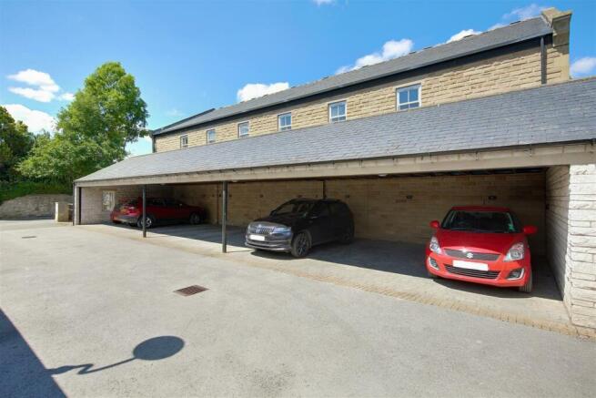 Riverside Crescent PARKING.jpeg