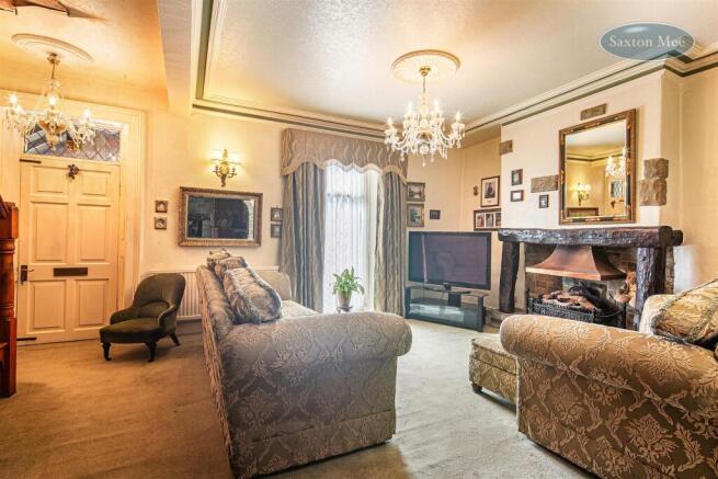 4 bed Detached for sale Image 4