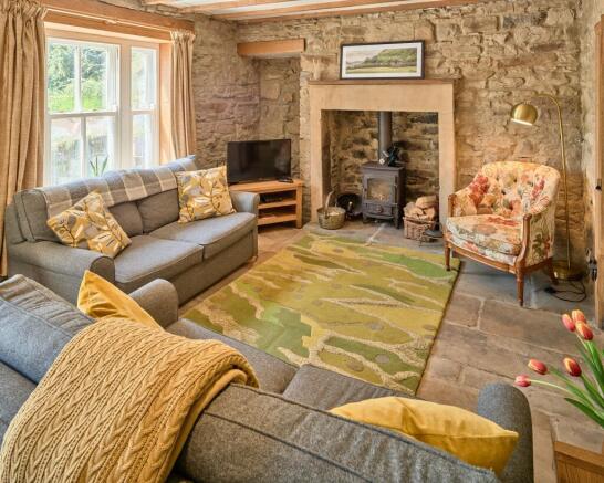 2 bed Cottage for sale Image 2