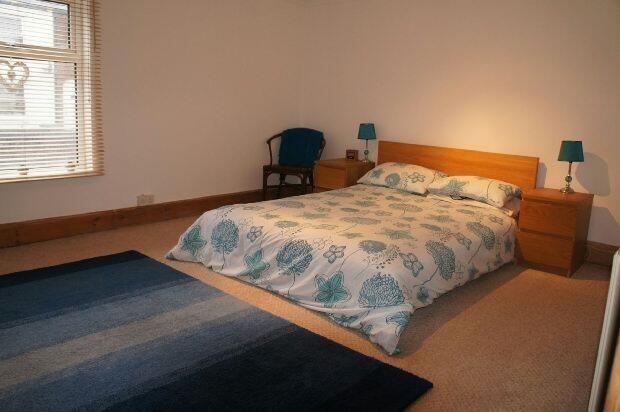 BEDROOM 1 FRONT