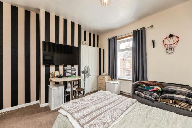 2 bed Semi-Detached for sale Image 11