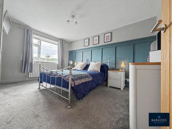 4 bed Semi-Detached for sale Image 7