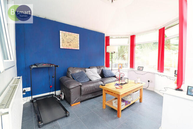 3 bed Semi-Detached for sale Image 6