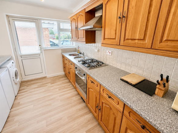 For Sale by Aspire Residential | Stour Road