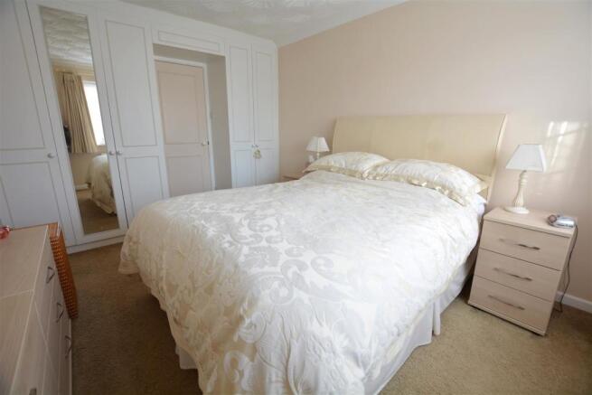 6. bed1c.JPG