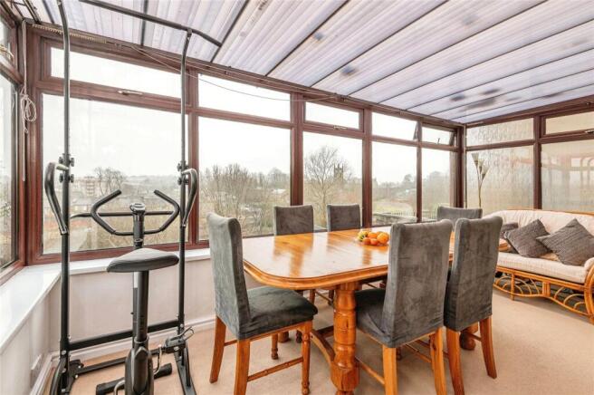 4 bed Detached for sale Image 10