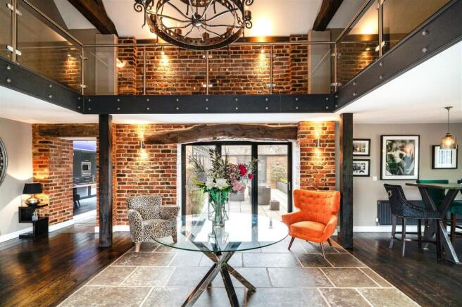 GRAND RECEPTION HALL