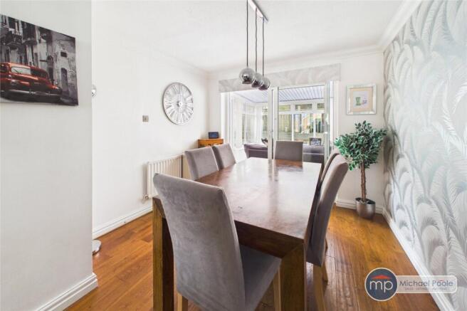 3 bed Semi-Detached for sale Image 4