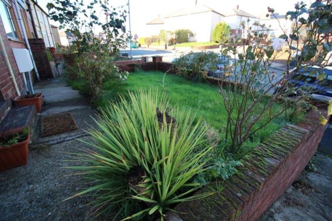 FRONT GARDEN