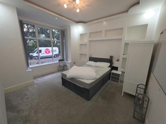 Room 1.0.jpg