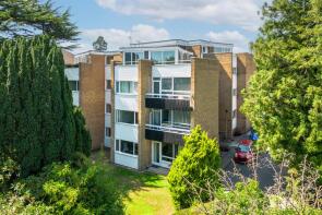4, Fairlawn, Oathall Road, Haywards Heath RH16 3DZ