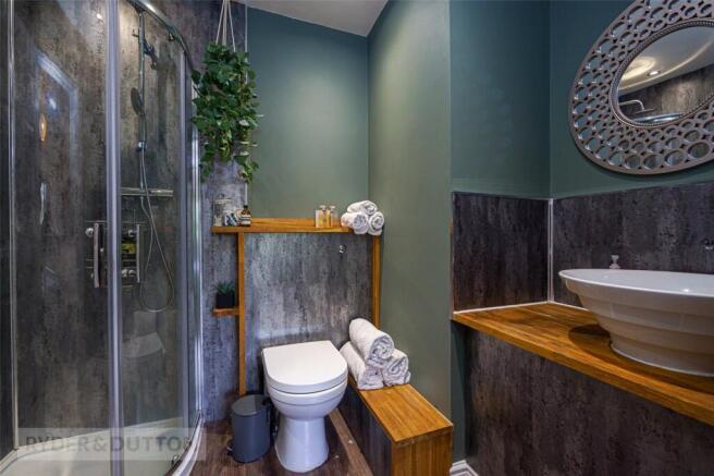 4 bed Semi-Detached for sale Image 12