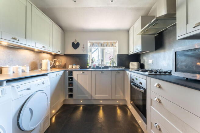 Hollis Crescent, Strensall, York, YO32 5SP photo 3