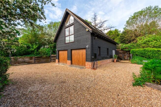 Garage/Guest Wing
