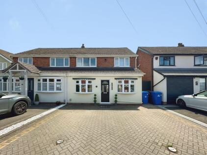Wallheath Crescent, Stonnall, WS9 9HT