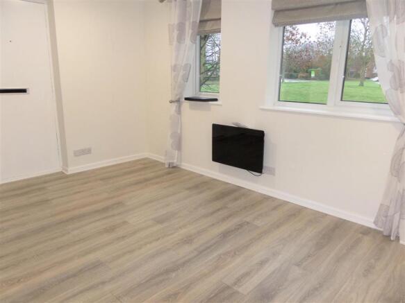 Lounge/Bedroom