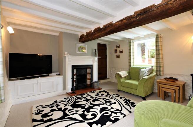 COSY LOUNGE