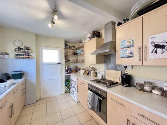 Kitchen 1