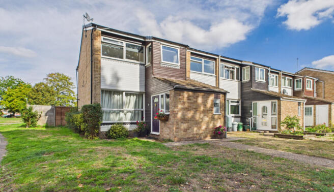 2 bed maisonette for sale Rickman Close, Woodley