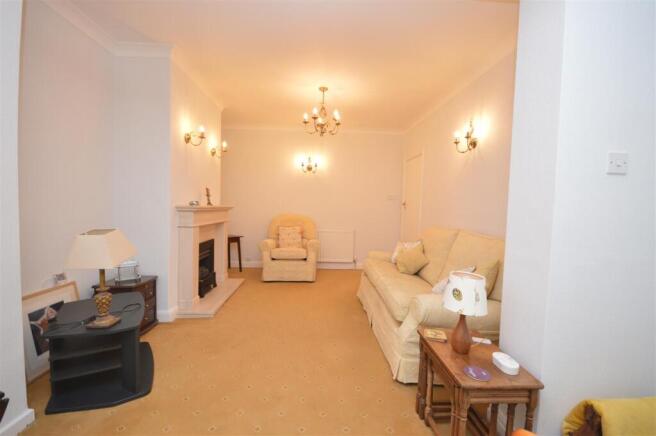 3 bed Semi-Detached for sale Image 4