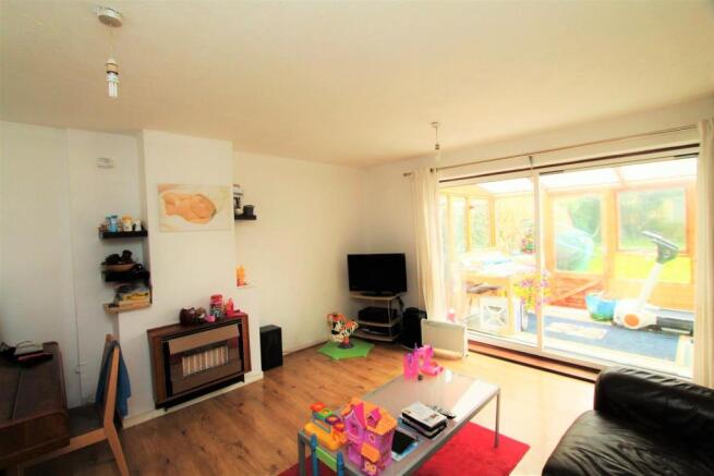 Living Room.JPG