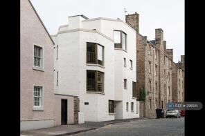 5, Simon Square, Newington, Edinburgh EH8 9HP