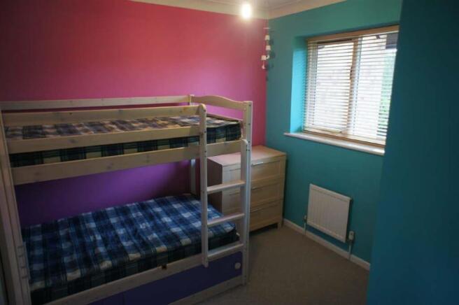 BEDROOM 2