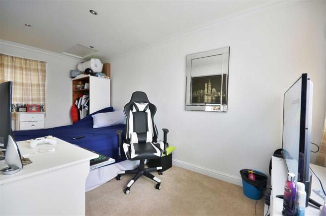 GROUND FLOOR BEDROOM