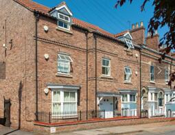 Flat 3, Berkeley House, Milton Street, York YO10 3ES