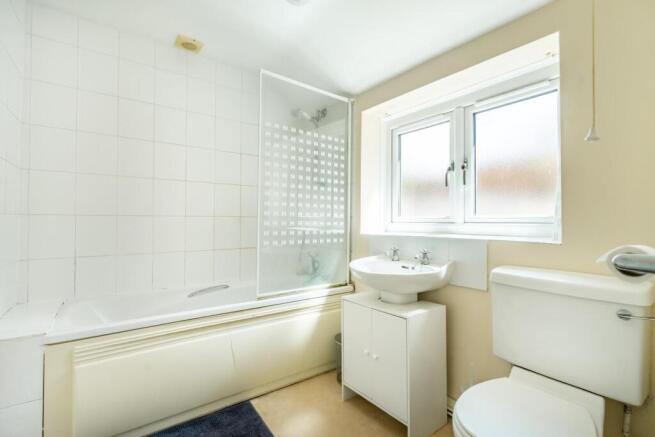 4 bed Terraced for sale Image 7