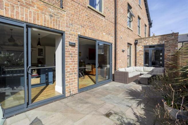 77_Nunthorpe_Road__4.jpg