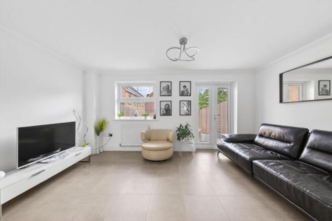4 bed Terraced for sale Image 8