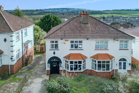 Rayens Cross Road, Long Ashton