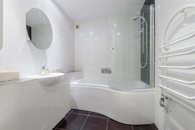 8448569-interior11.jpg