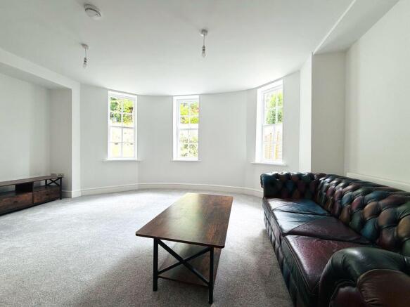 1 bed Flat for sale Image 9