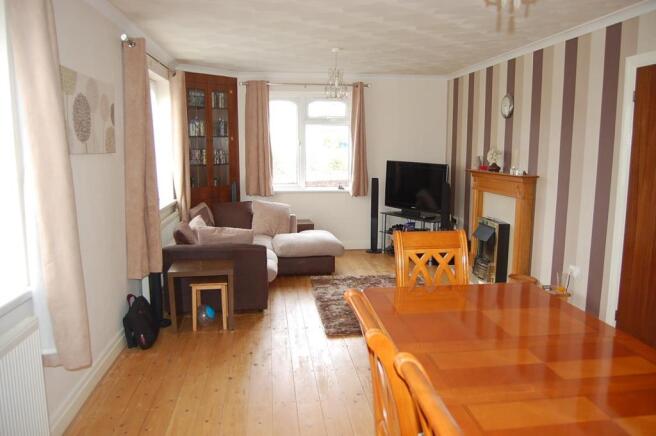 Lounge with Dining A