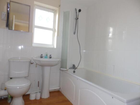 1 bed House to rent Image 5
