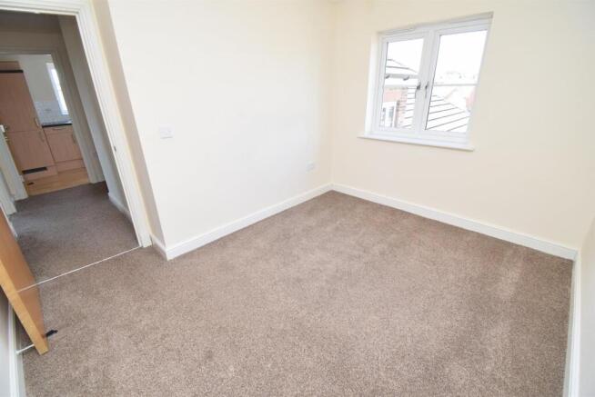 2 bed Apartment for sale Image 8