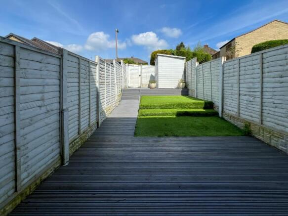 2 bed House to rent Image 12