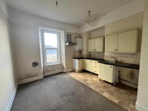 3 Heather Close, Okehampton, Devon EX20 1DB photo 2