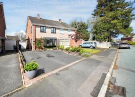 4, Cotswold Drive, Albrighton WV7 3DQ