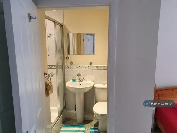 En Suite Bathroom